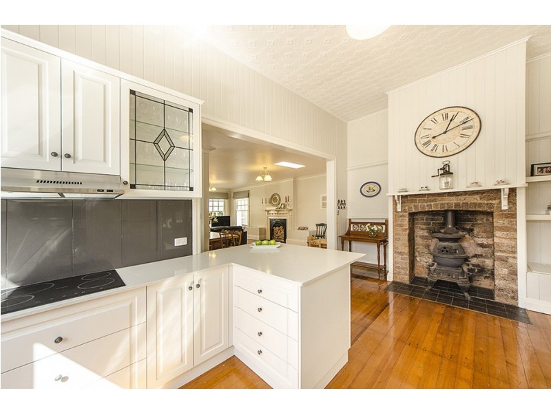 22 Godfrey Street, East Toowoomba QLD 4350