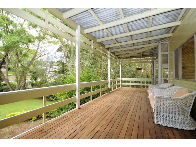 6 Fairholme Street, Mount Lofty QLD 4350