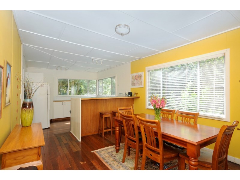 6 Fairholme Street, Mount Lofty QLD 4350