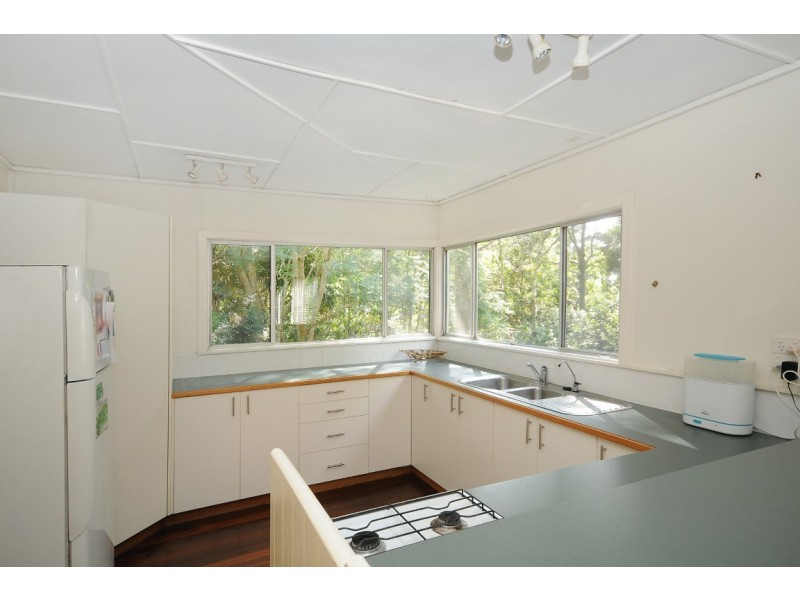 6 Fairholme Street, Mount Lofty QLD 4350