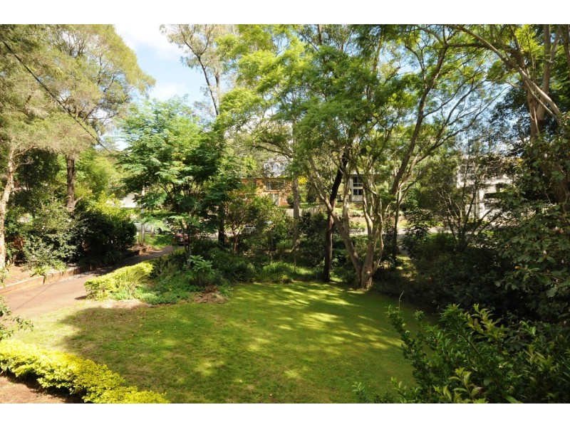 6 Fairholme Street, Mount Lofty QLD 4350