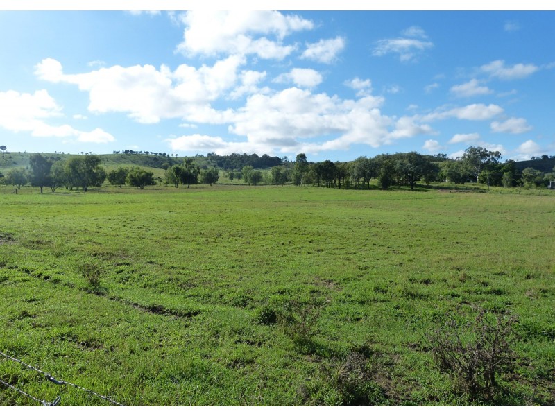 Upper Tenthill School Lane and Ingoldsby Road, Upper Tenthill QLD 4343