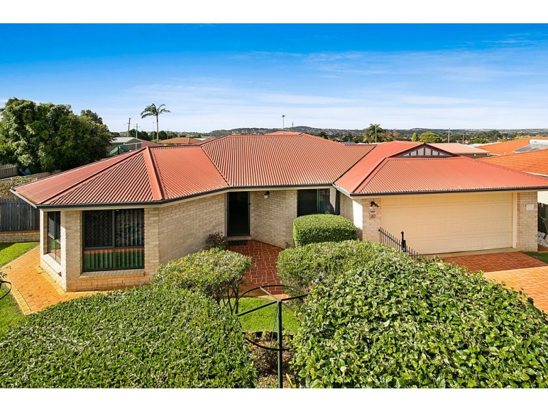 4 Duncan Street, Wilsonton Heights QLD 4350
