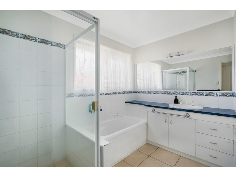 4 Duncan Street, Wilsonton Heights QLD 4350