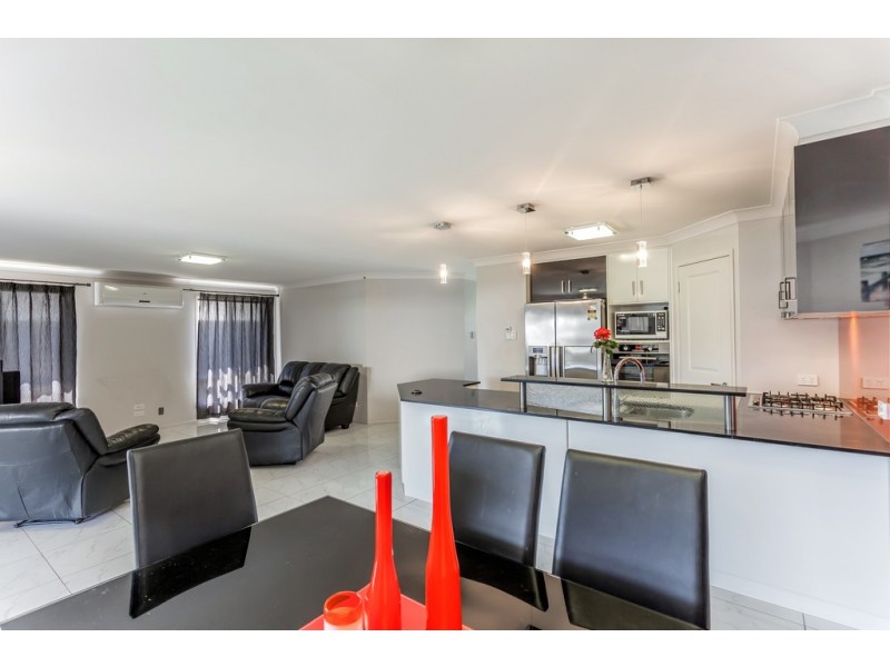 15 Vinnicombe Street, Kearneys Spring QLD 4350
