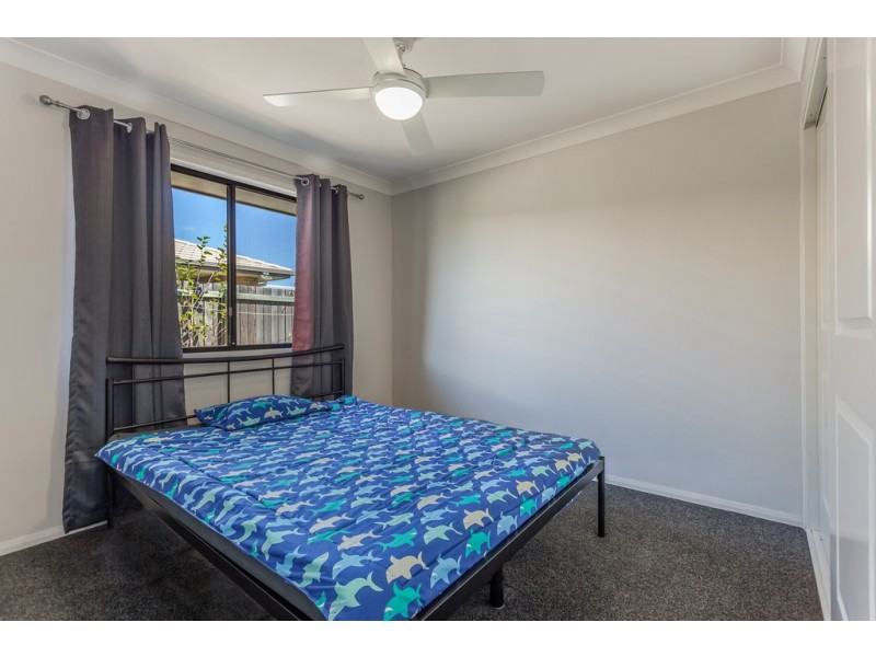 15 Vinnicombe Street, Kearneys Spring QLD 4350