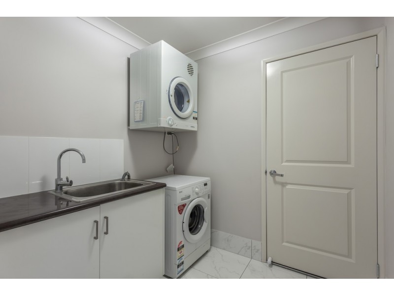 15 Vinnicombe Street, Kearneys Spring QLD 4350