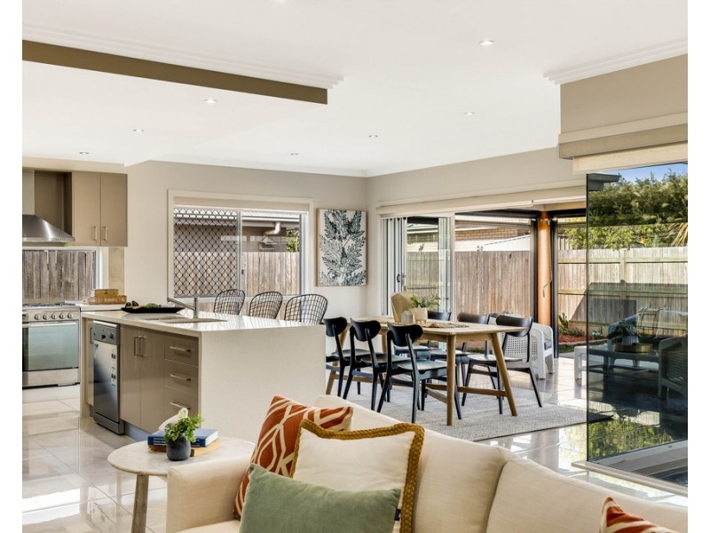 12 Vinnicombe Street, Kearneys Spring QLD 4350