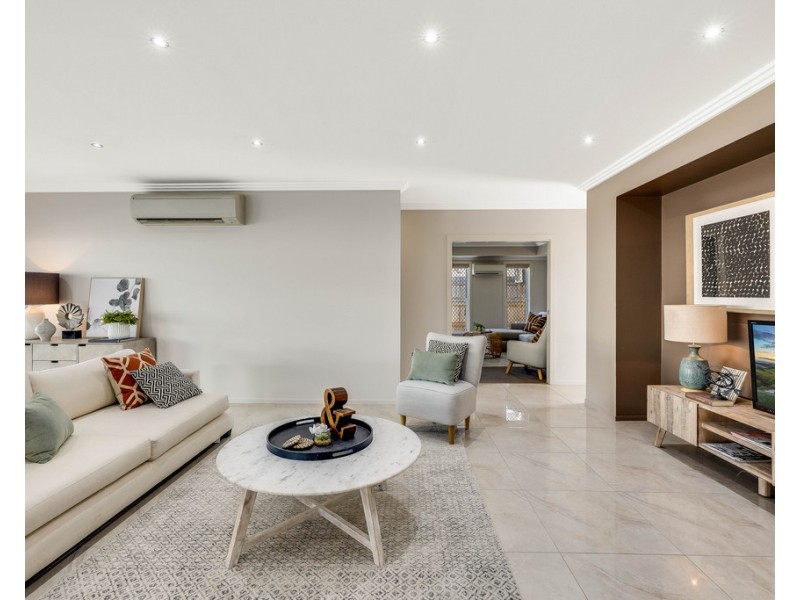 12 Vinnicombe Street, Kearneys Spring QLD 4350