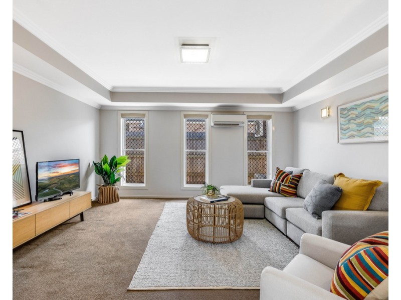 12 Vinnicombe Street, Kearneys Spring QLD 4350