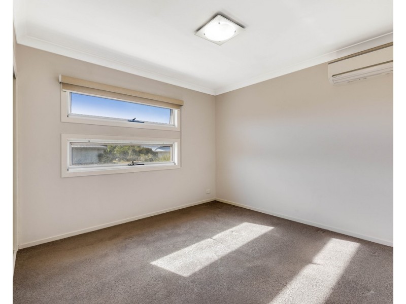 12 Vinnicombe Street, Kearneys Spring QLD 4350