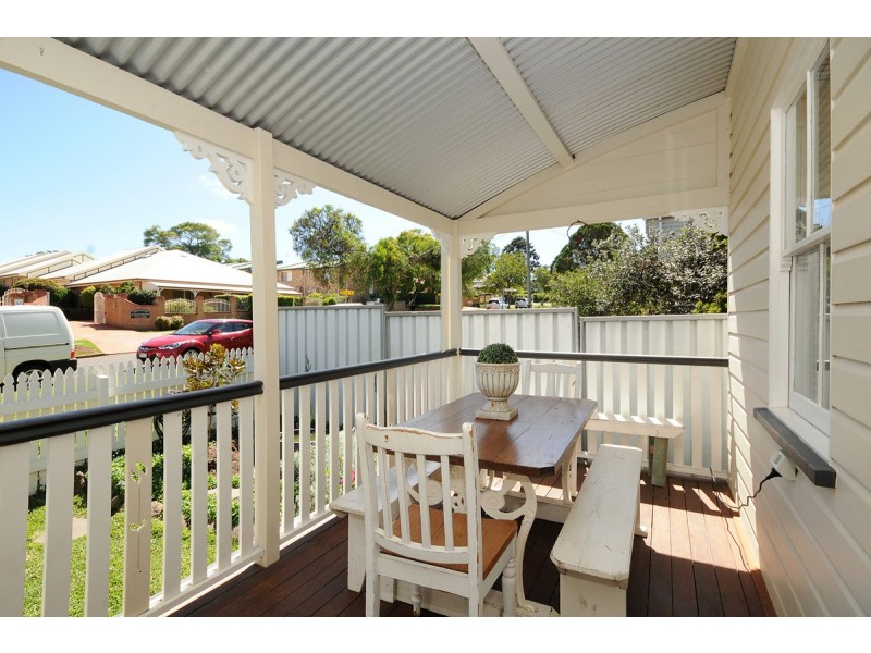 8 Kenric Street, Toowoomba City QLD 4350