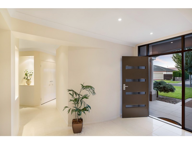 38 Fadden Crescent, Middle Ridge QLD 4350