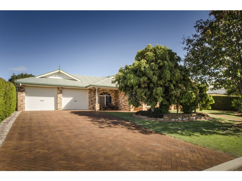 22 Mengel Court, Middle Ridge QLD 4350