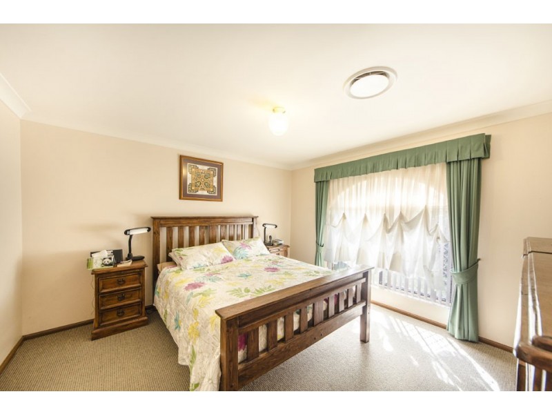 22 Mengel Court, Middle Ridge QLD 4350