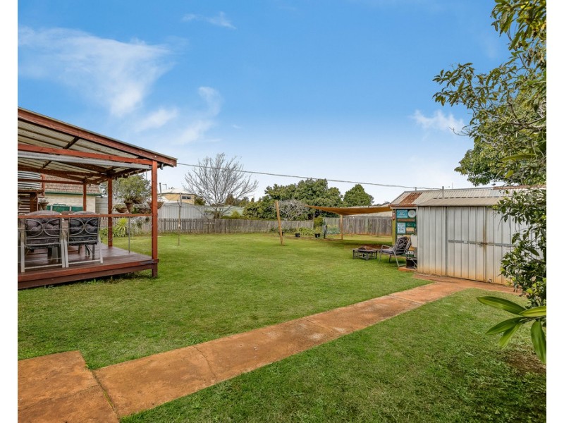 38 Glenvale Road, Harristown QLD 4350