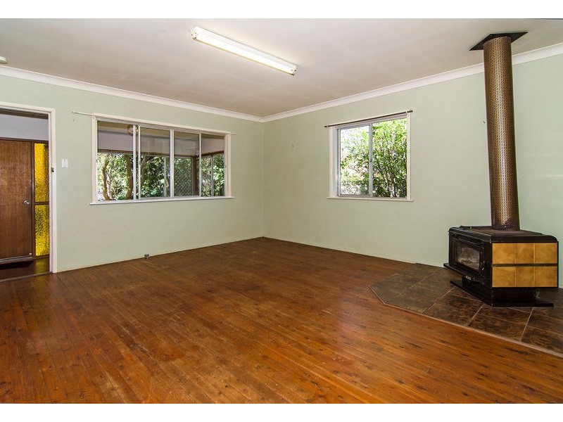 18 Butt Street, Harristown QLD 4350