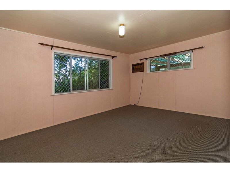 18 Butt Street, Harristown QLD 4350