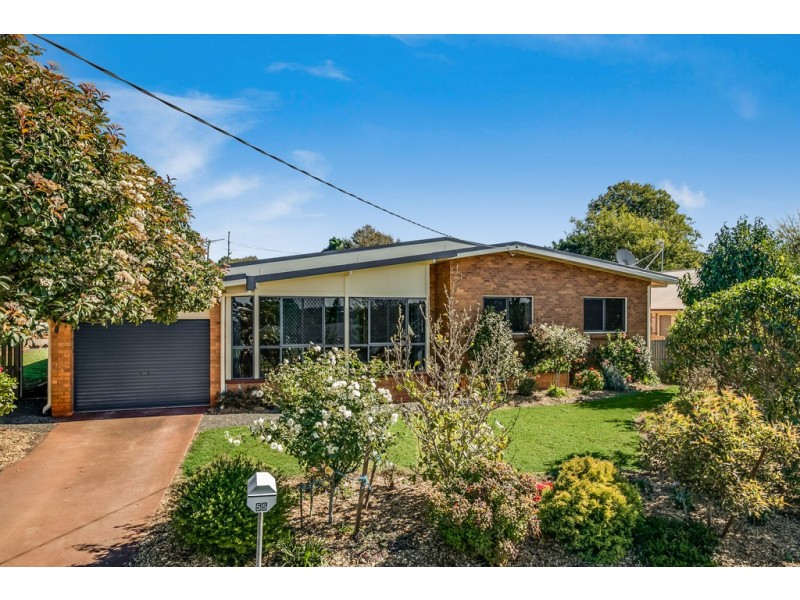 55 Hoepper Street, Kearneys Spring QLD 4350