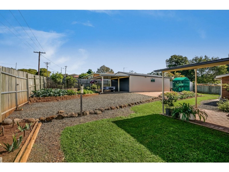 55 Hoepper Street, Kearneys Spring QLD 4350