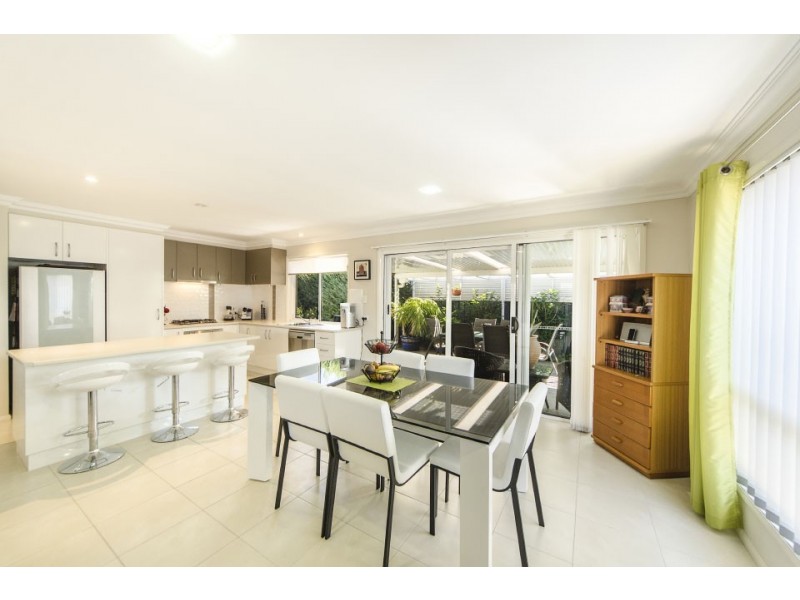 Unit 1/318-320 West Street, Kearneys Spring QLD 4350