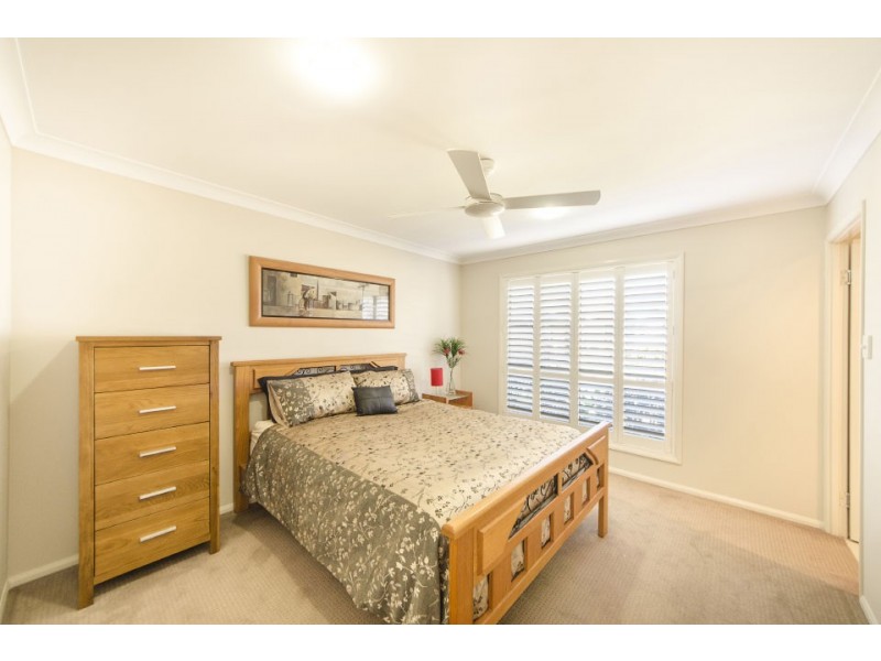 Unit 1/318-320 West Street, Kearneys Spring QLD 4350