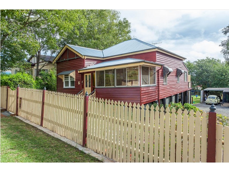 5 Cumming Street, North Toowoomba QLD 4350