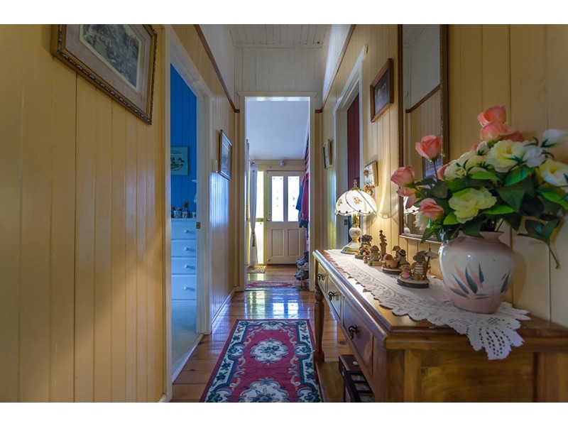5 Cumming Street, North Toowoomba QLD 4350