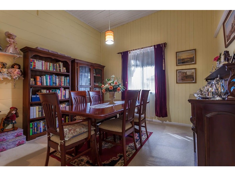 5 Cumming Street, North Toowoomba QLD 4350