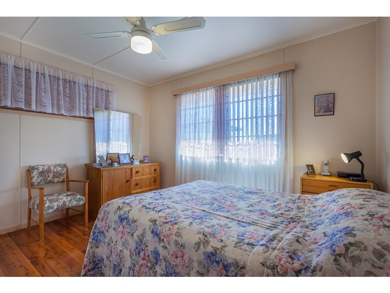 2 Shennan Street, Harristown QLD 4350