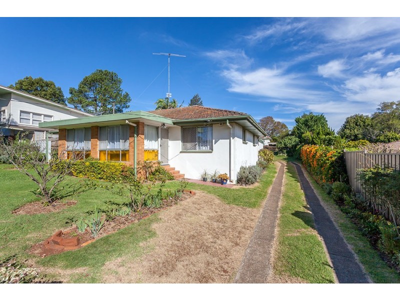 14 Perry Street, Harlaxton QLD 4350