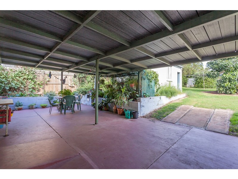14 Perry Street, Harlaxton QLD 4350