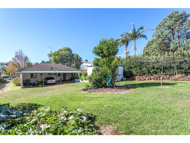 14 Perry Street, Harlaxton QLD 4350