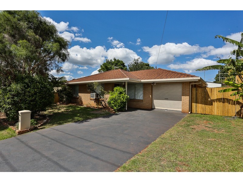 12 Muscat Court, Wilsonton Heights QLD 4350