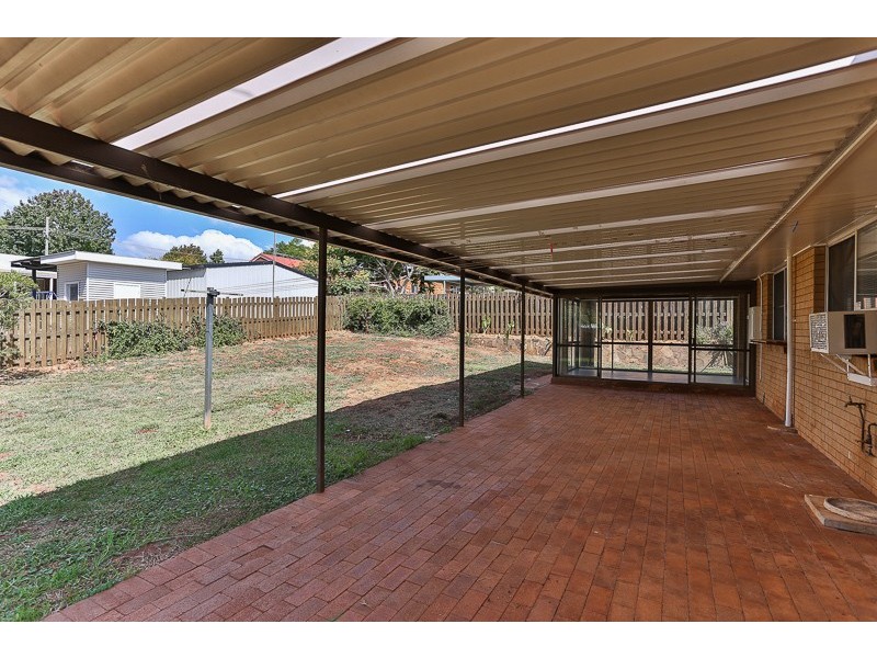 12 Muscat Court, Wilsonton Heights QLD 4350