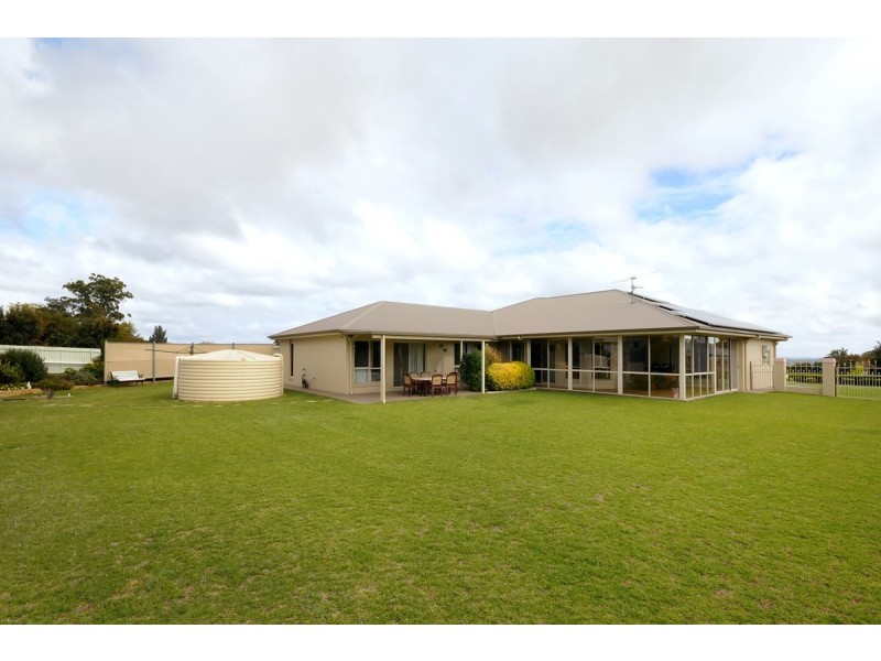 5 Jacquelyn Street, Highfields QLD 4352