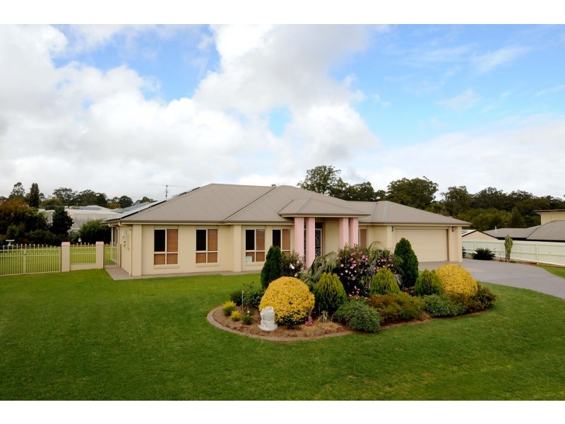 5 Jacquelyn Street, Highfields QLD 4352