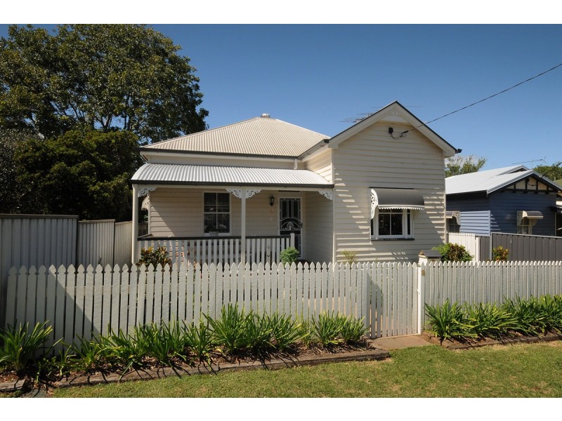 8 Kenric Street, Toowoomba QLD 4350