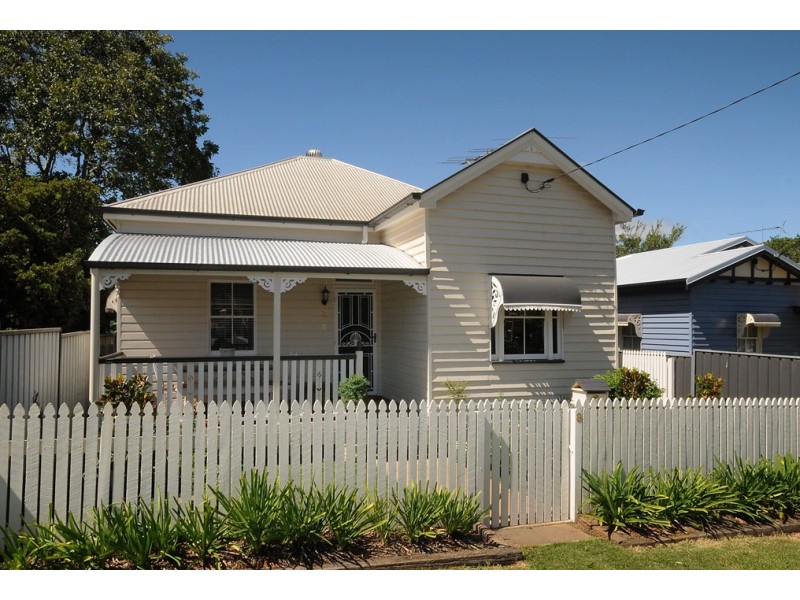 8 Kenric Street, Toowoomba QLD 4350