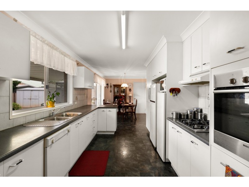 305 Stenner Street, Centenary Heights QLD 4350