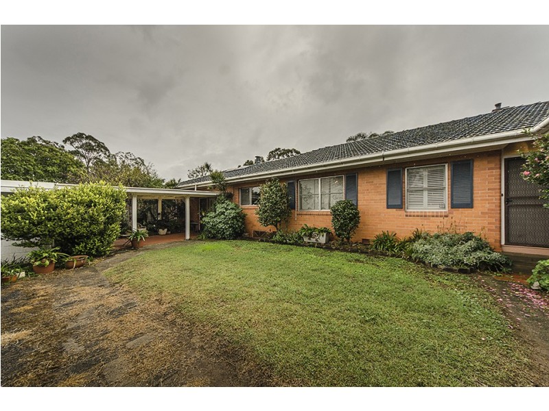 2 Hendy Street, Cranley QLD 4350