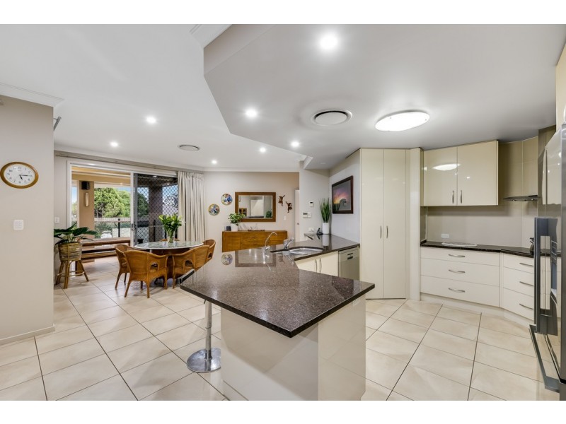 13 Caithness Court, Middle Ridge QLD 4350
