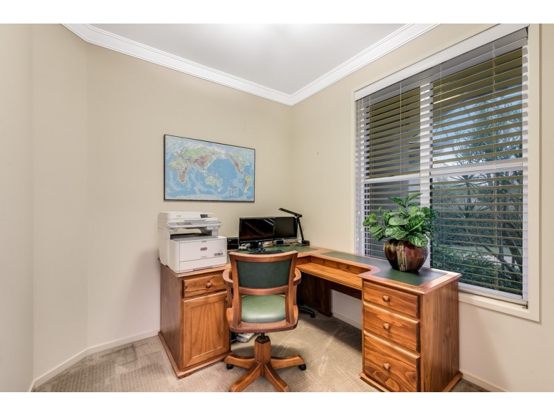 13 Caithness Court, Middle Ridge QLD 4350