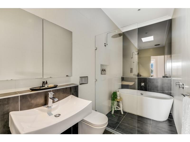 51 Ipswich Street, East Toowoomba QLD 4350