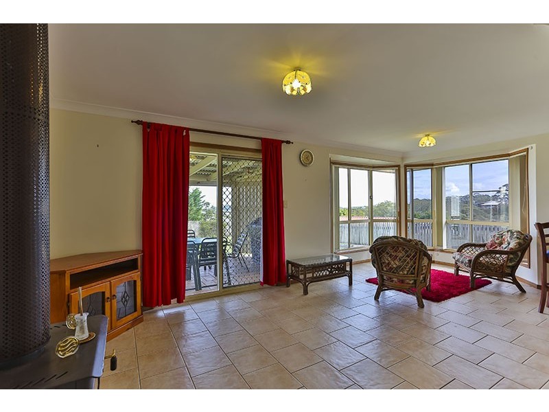 42 Barlow Street, Wilsonton QLD 4350
