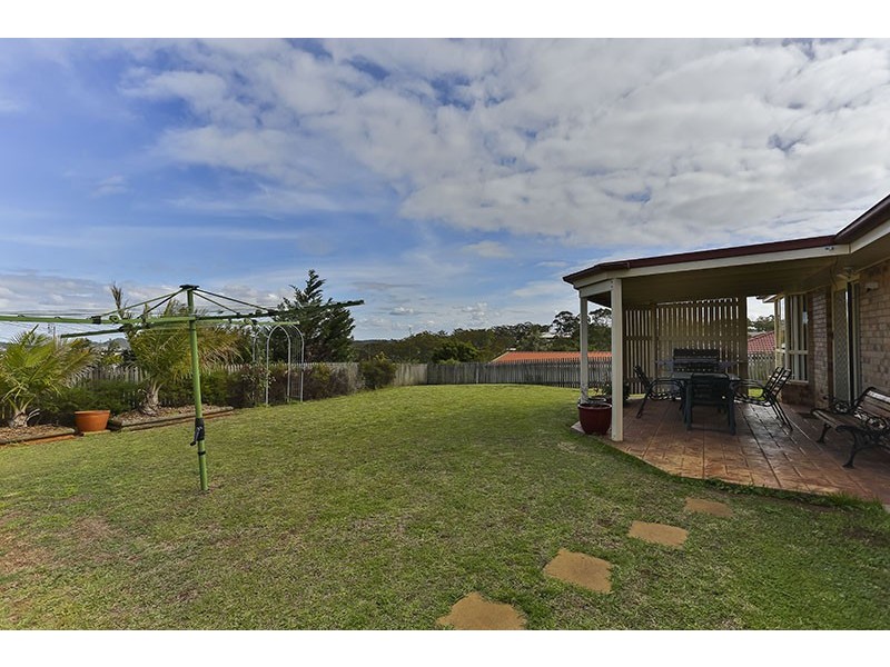 42 Barlow Street, Wilsonton QLD 4350