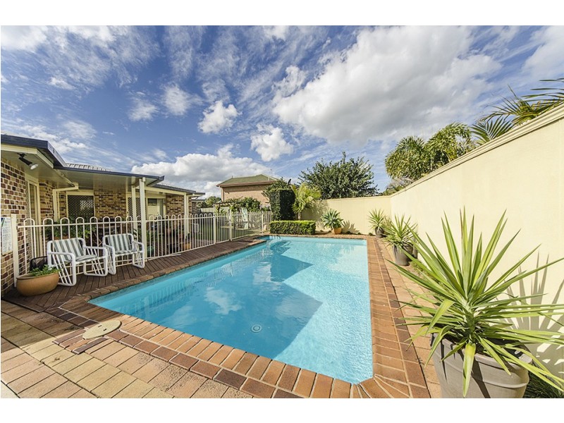 15 Jakirralee Court, Middle Ridge QLD 4350