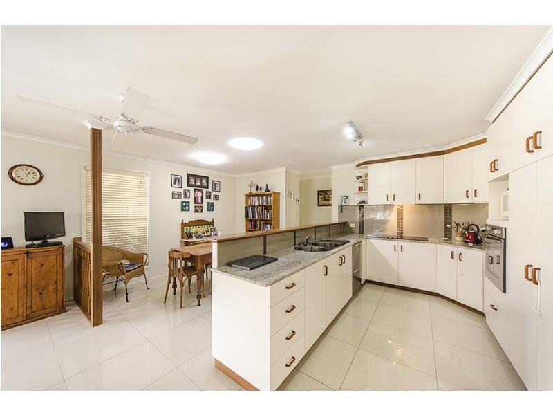 15 Jakirralee Court, Middle Ridge QLD 4350