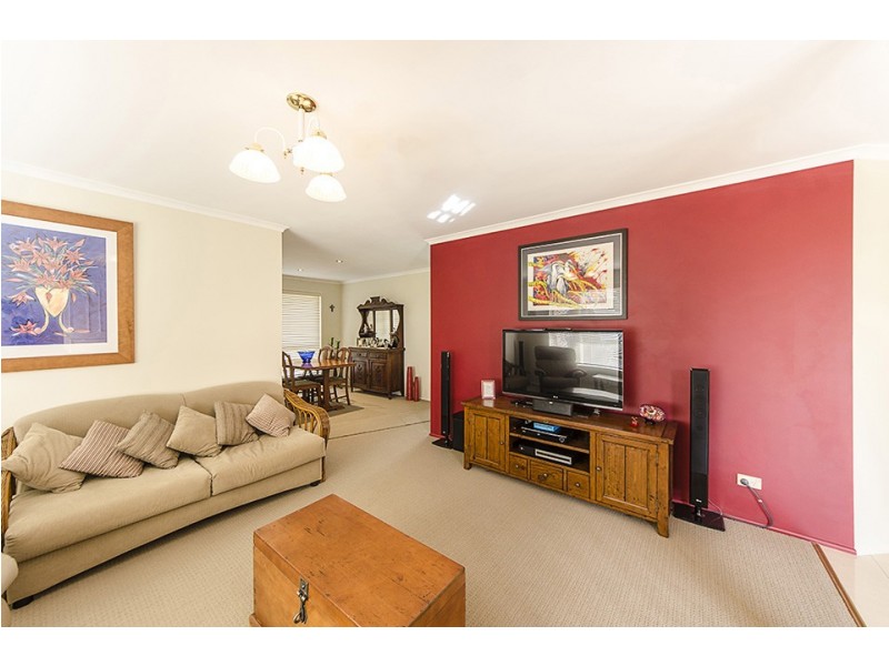 15 Jakirralee Court, Middle Ridge QLD 4350