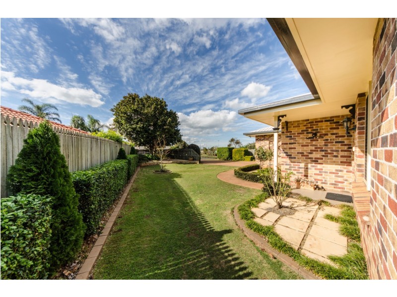 15 Jakirralee Court, Middle Ridge QLD 4350